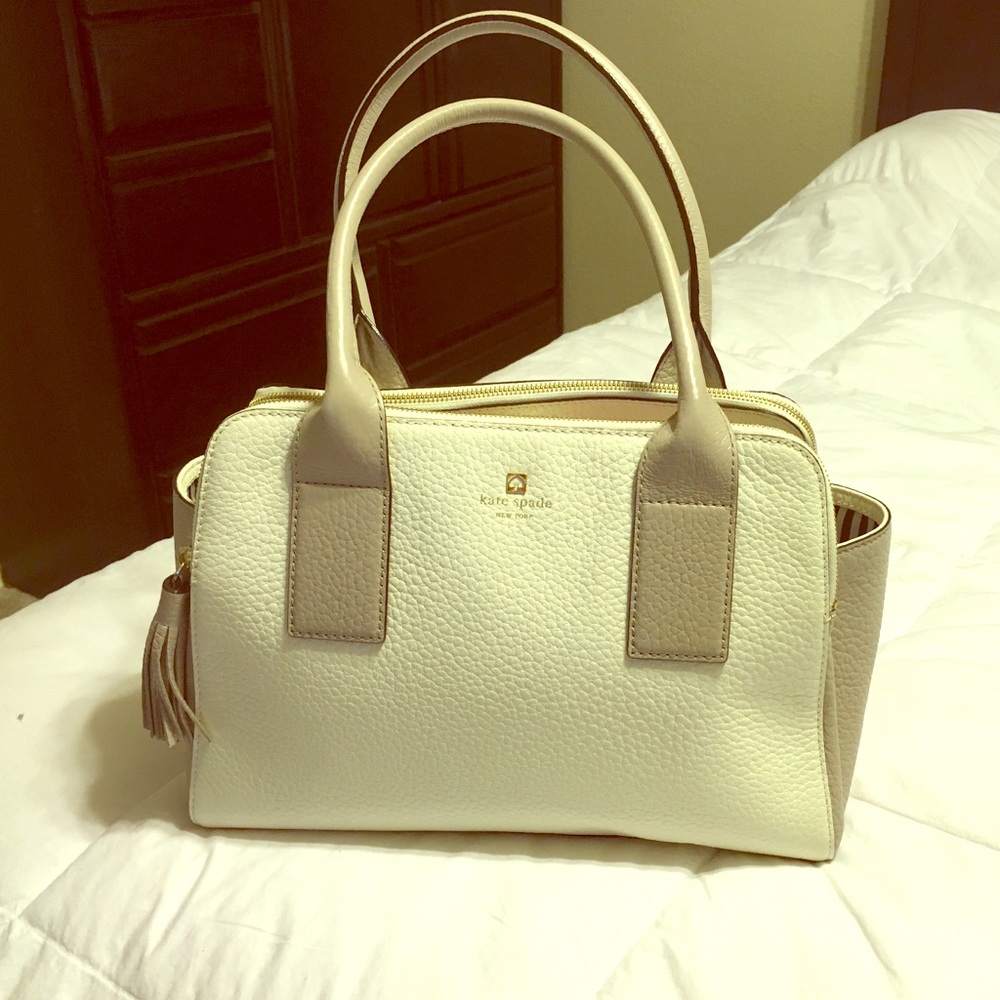♠️ Kate Spade ♠️ Cream and Pale Pink Hand bag